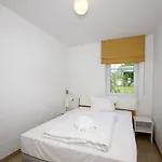 Strandresort Rex Rugia Ferienwohnung 29-1 Mit Sauna- Und Schwimmbadnutzung Im Ahoi Sellin ロープベ