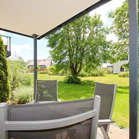 Strandnahe Rex Rugia: Terrasse Und Ahoi Erlebnisbad Apartment