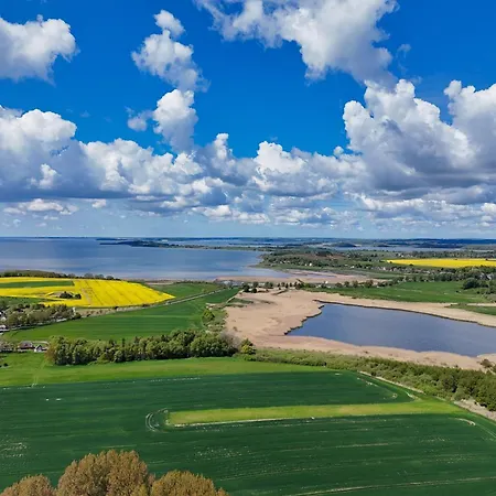 Strandnahe Mit Terrasse, Gratis Nutzung Vom Ahoi Erlebnisbad Und Sauna In Sellin - Rex Rugia 29-1 Apartment Lobbe